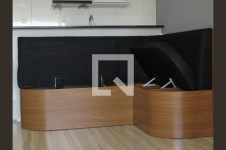 Apartamento para alugar com 2 quartos, 56m² em Quitaúna, Osasco