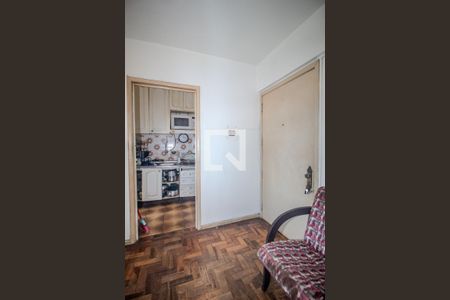 Cozinha de apartamento para alugar com 3 quartos, 80m² em Azenha, Porto Alegre