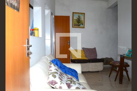Sala de casa para alugar com 1 quarto, 70m² em Belmonte, Belo Horizonte