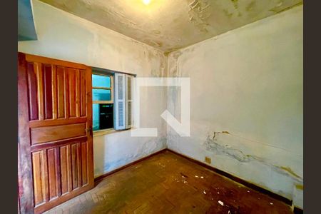 Quarto 1 de casa para alugar com 3 quartos, 239m² em Vila Augusta, Guarulhos