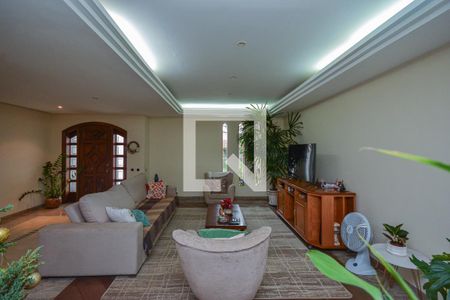Sala de casa à venda com 4 quartos, 350m² em Jardim Teresa, São Paulo