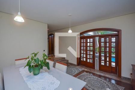 Sala de Jantar de casa à venda com 4 quartos, 350m² em Jardim Teresa, São Paulo