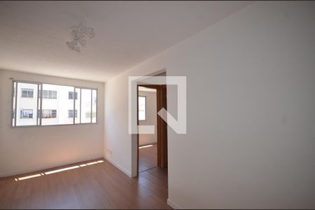 Sala de apartamento para alugar com 2 quartos, 45m² em Guadalupe, Rio de Janeiro