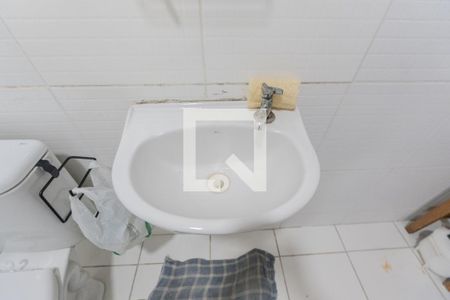 Banheiro de kitnet/studio para alugar com 1 quarto, 45m² em República, São Paulo