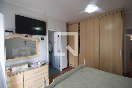 Suíte 1 de casa para alugar com 4 quartos, 450m² em Vila Mazzei, São Paulo