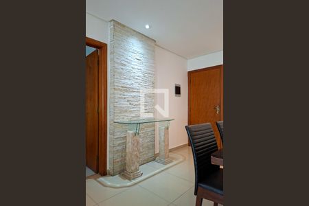 Sala de apartamento para alugar com 3 quartos, 115m² em Vila Tupi, Praia Grande