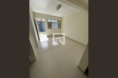 Casa à venda com 2 quartos, 120m² em Vila Tibiriçá, Santo André