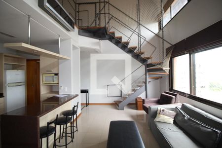 Sala de apartamento para alugar com 1 quarto, 75m² em Três Figueiras, Porto Alegre