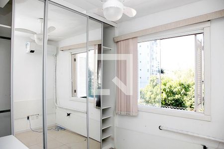 Quarto 2 de apartamento à venda com 2 quartos, 58m² em Santana, Porto Alegre