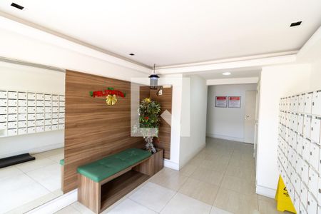 Hall de entrada de apartamento para alugar com 2 quartos, 62m² em Cavalhada, Porto Alegre