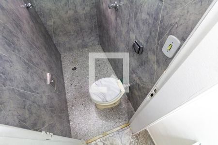 Lavabo de casa para alugar com 3 quartos, 300m² em Vila São Francisco (zona Leste), São Paulo