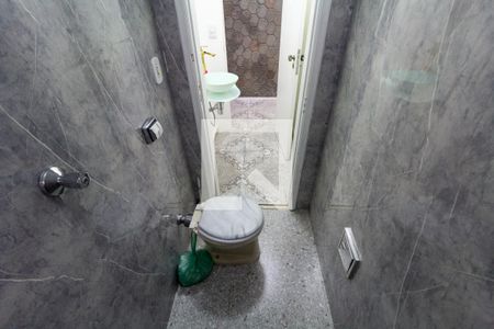 Lavabo de casa para alugar com 3 quartos, 300m² em Vila São Francisco (zona Leste), São Paulo