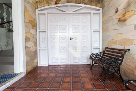 Quintal de casa para alugar com 3 quartos, 300m² em Vila São Francisco (zona Leste), São Paulo