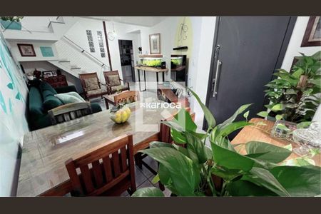 Casa à venda com 3 quartos, 140m² em Jacarepaguá, Rio de Janeiro