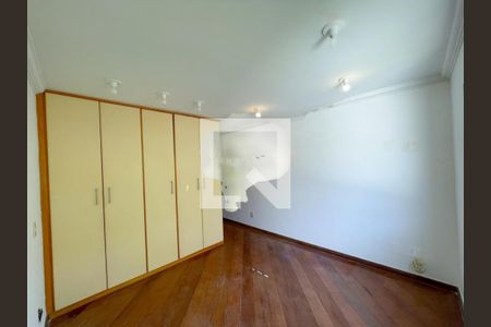 Casa à venda com 4 quartos, 350m² em Barra da Tijuca, Rio de Janeiro