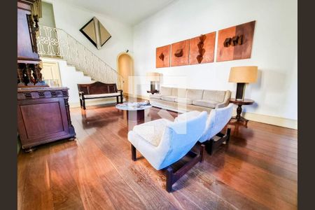 Casa à venda com 5 quartos, 216m² em Botafogo, Rio de Janeiro