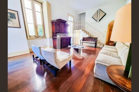Casa à venda com 5 quartos, 216m² em Botafogo, Rio de Janeiro