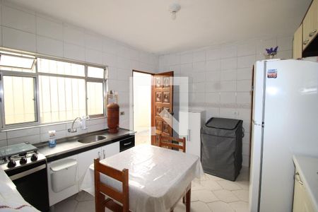 Cozinha de casa à venda com 2 quartos, 126m² em Vila Jacuí, São Paulo