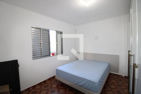 Quarto 2 de casa para alugar com 2 quartos, 126m² em Vila Jacuí, São Paulo