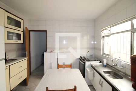 Cozinha de casa à venda com 2 quartos, 126m² em Vila Jacuí, São Paulo