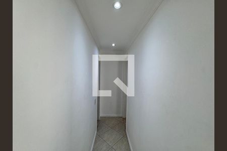 Corredor de apartamento para alugar com 2 quartos, 128m² em Recreio dos Bandeirantes, Rio de Janeiro