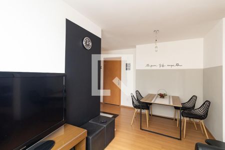 Sala de apartamento para alugar com 2 quartos, 43m² em Colônia (zona Leste), São Paulo