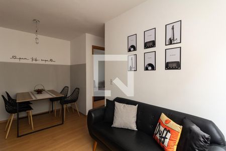 Sala de apartamento para alugar com 2 quartos, 43m² em Colônia (zona Leste), São Paulo