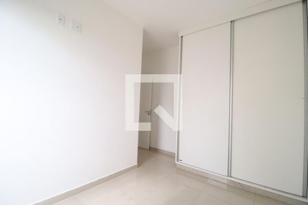 Quarto 2 - Suíte de apartamento para alugar com 2 quartos, 56m² em Santa Mônica, Uberlândia