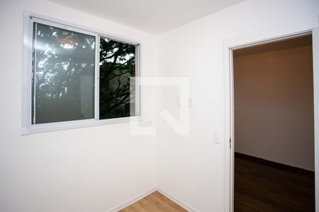 Quarto 2 de apartamento para alugar com 2 quartos, 37m² em Jardim Miriam, São Paulo