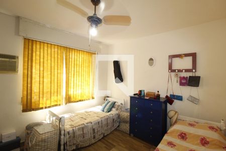 Quarto 1 de apartamento à venda com 2 quartos, 54m² em Humaitá, Porto Alegre