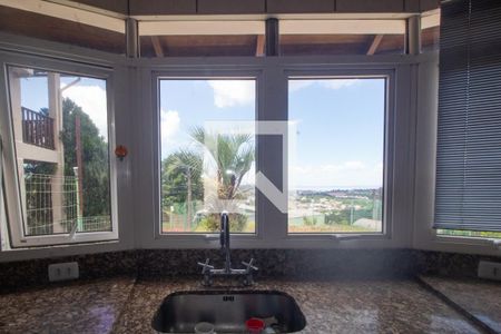 Cozinha de casa à venda com 3 quartos, 190m² em Vila Nova, Porto Alegre