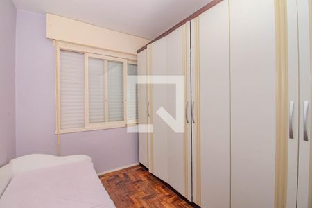 Quarto 2 de apartamento à venda com 2 quartos, 55m² em Humaitá, Porto Alegre