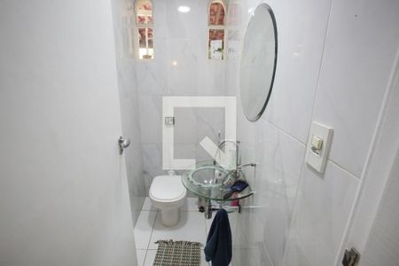 Lavabo de casa de condomínio para alugar com 4 quartos, 314m² em Tanque, Rio de Janeiro