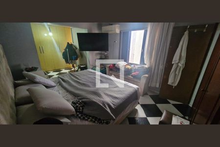 Casa à venda com 4 quartos, 210m² em Vila Silvia, São Paulo