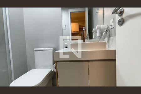 Banheiro de kitnet/studio à venda com 1 quarto, 25m² em Vila Mariana, São Paulo