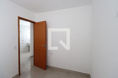Quarto 1 de apartamento para alugar com 2 quartos, 60m² em Vila Esperança, São Paulo