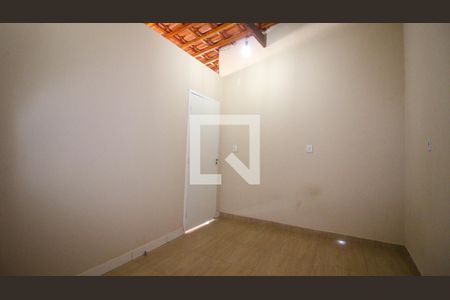 Quarto de casa para alugar com 2 quartos, 80m² em Jardim Elba, São Paulo