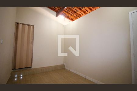 Quarto de casa para alugar com 2 quartos, 80m² em Jardim Elba, São Paulo