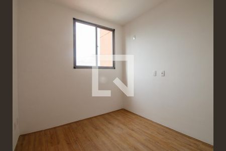Quarto 1 de apartamento para alugar com 2 quartos, 55m² em Santo Cristo, Rio de Janeiro
