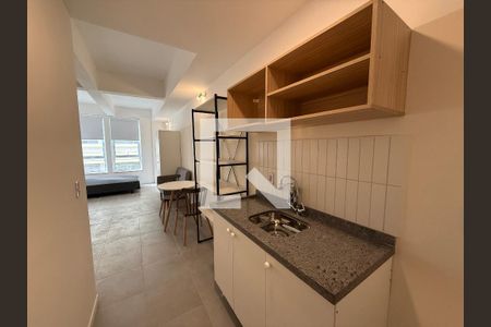 Studio de kitnet/studio para alugar com 1 quarto, 26m² em República, São Paulo