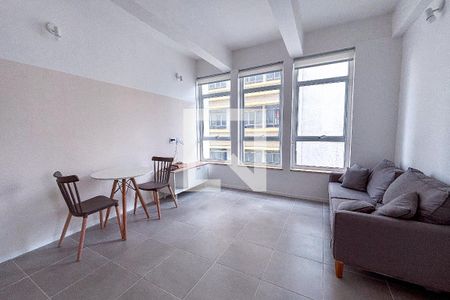 Apartamento para alugar com 1 quarto, 66m² em República, São Paulo