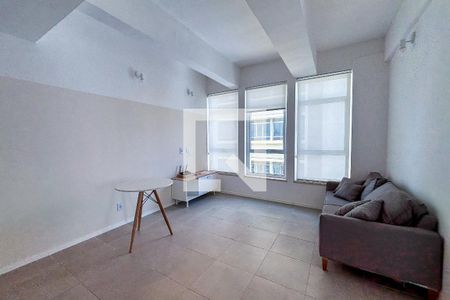 Sala/Cozinha de apartamento para alugar com 2 quartos, 46m² em República, São Paulo