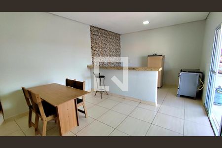 Casa para alugar com 2 quartos, 100m² em João Aranha, Paulínia