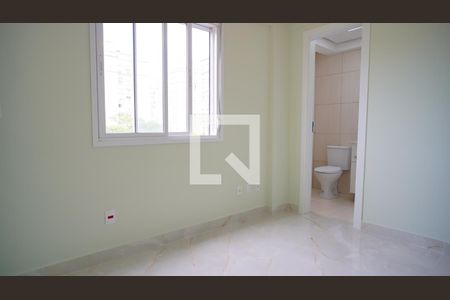 Quarto 1 de apartamento para alugar com 2 quartos, 70m² em Cavalhada, Porto Alegre