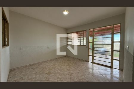 Sala de casa para alugar com 3 quartos, 75m² em Riacho Fundo, Brasília