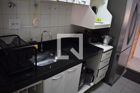 Cozinha de apartamento à venda com 3 quartos, 104m² em Vila Azevedo, São Paulo