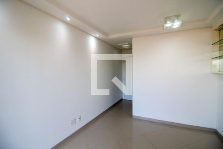 Sala de apartamento para alugar com 2 quartos, 50m² em Jardim Celeste, São Paulo
