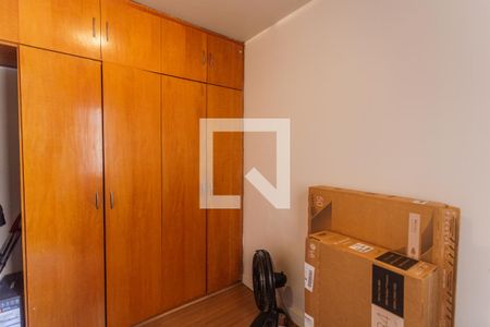 Quarto 2 de apartamento para alugar com 3 quartos, 110m² em Sagrada Família, Belo Horizonte