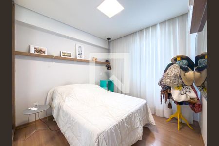 Quarto 1 - Suíte de apartamento à venda com 2 quartos, 65m² em Santo Antônio, Belo Horizonte