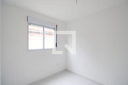 Quarto 1 de apartamento para alugar com 2 quartos, 38m² em Taquara, Rio de Janeiro